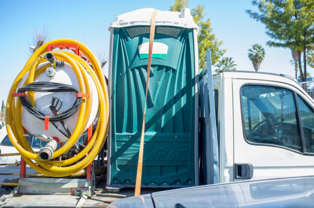 Best Portable restroom trailer rental  in Dewitt, MI